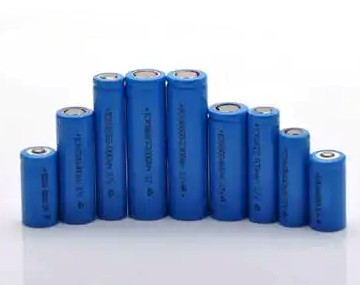 L-industrija tal-materjali ternarji tibda t-trasformazzjoni strutturali b'opp...